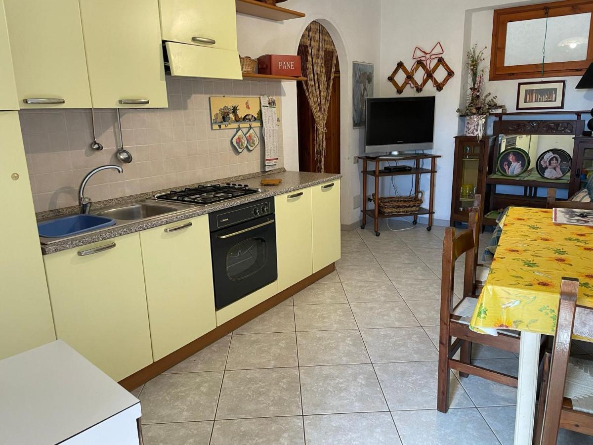 Appartamenti Su Pasiu Chia Bagian luar foto